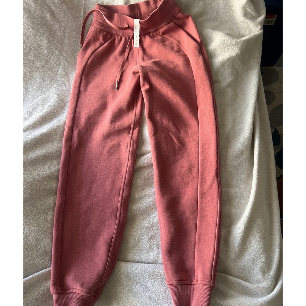 Lululemon scuba jogger